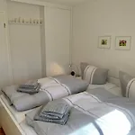 Rh 